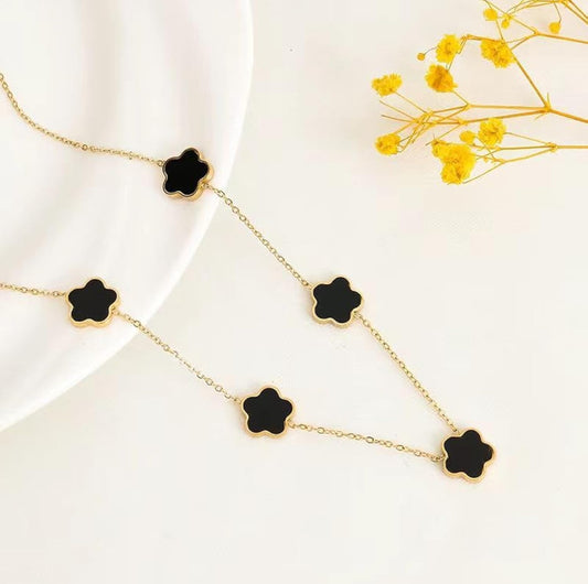 18K Gold-Plated Four-Leaf Clover Pendant – Dainty Lucky Necklace for Women
